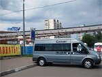 Бесплатный автобус Genser в пункт аренды автомобилей АрендаАвто-лга на ул.Добролюбова